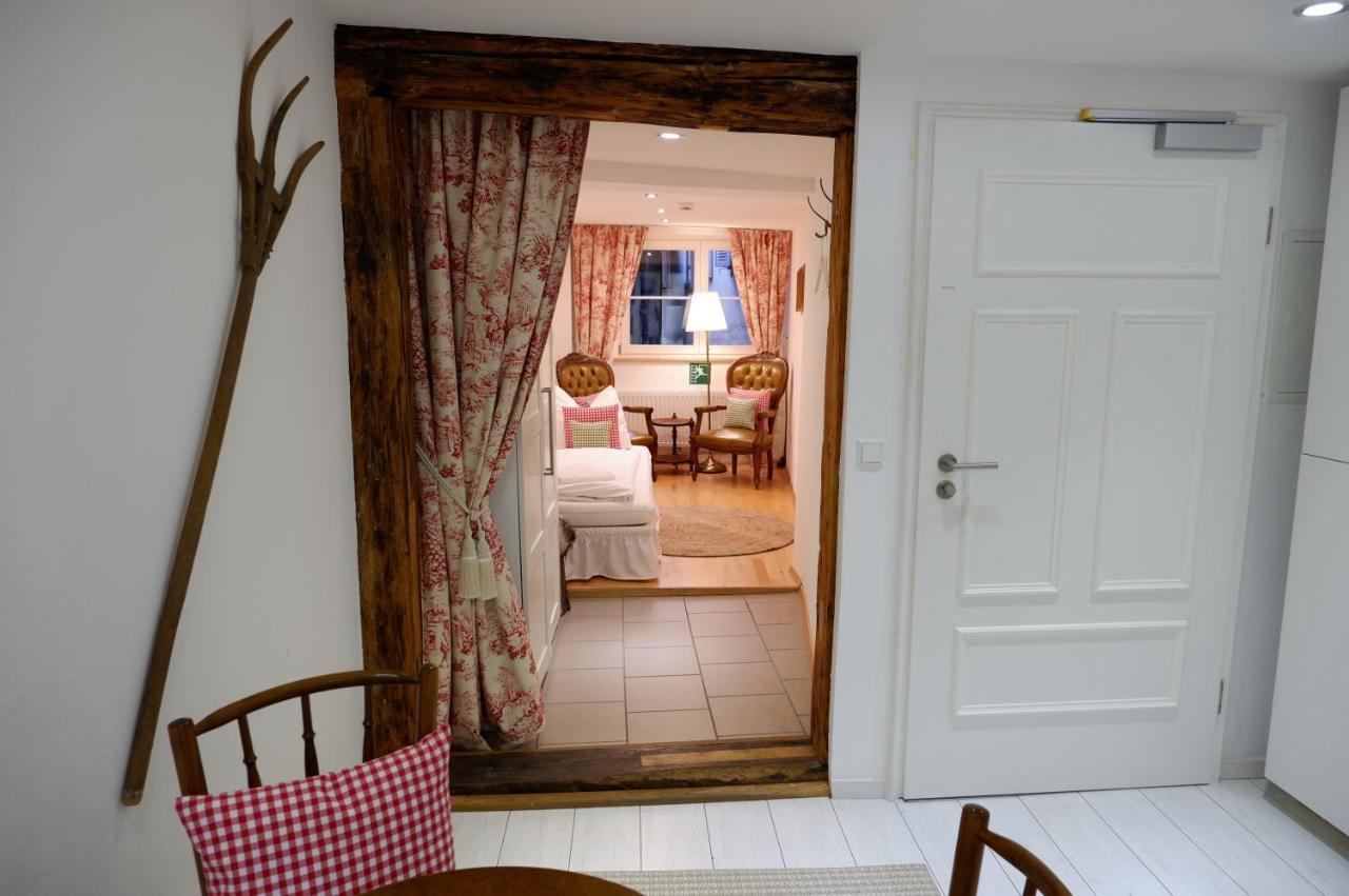 Apartment Zentral Im Herzen Der Altstadt Tübingen Eksteriør bilde