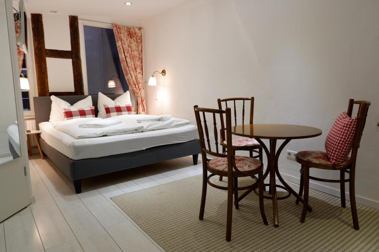 Apartment Zentral Im Herzen Der Altstadt Tübingen Eksteriør bilde