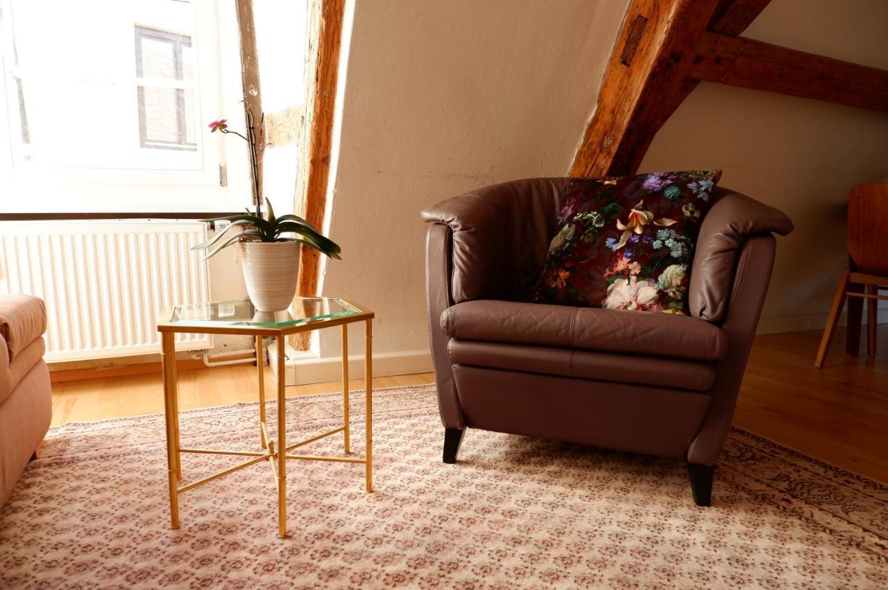 Apartment Zentral Im Herzen Der Altstadt Tübingen Eksteriør bilde